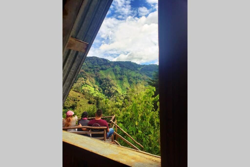 Alaska Cabana El Descanso #2, Macho M0Ra Mountain Lodge מראה חיצוני תמונה