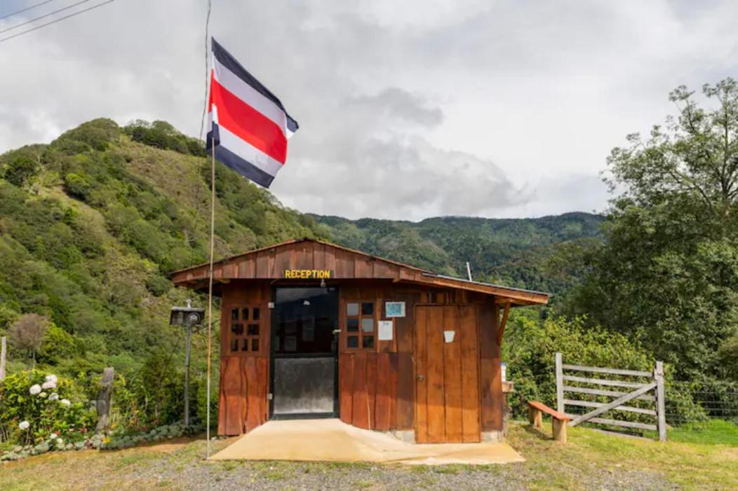 Alaska Cabana El Descanso #2, Macho M0Ra Mountain Lodge מראה חיצוני תמונה